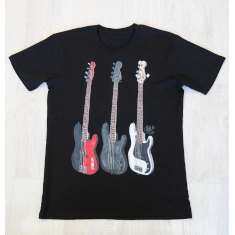t-shirt zachary merrick